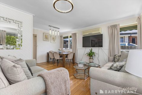Property photo of 22 Taronga Crescent Croydon VIC 3136