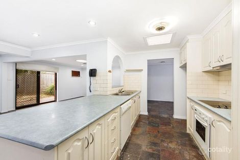 Property photo of 14 Hedland Place Kings Park VIC 3021