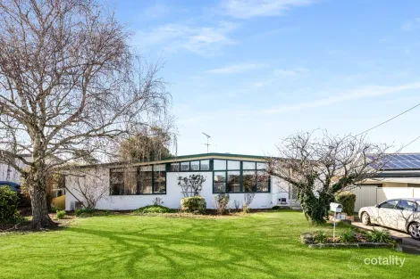 Property photo of 8 Byrne Street Mount Gambier SA 5290
