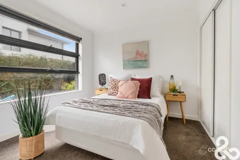 Property photo of 5/10-12 Ralph Street Reservoir VIC 3073