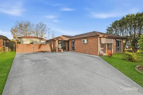 7 Kiwi Cl, St Clair, NSW 2759