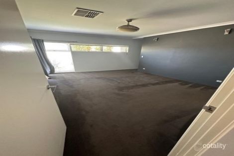 Property photo of 17 Chieftain Pass Madora Bay WA 6210