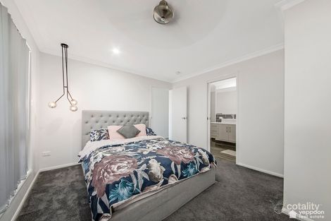 Property photo of 2 Polmaise Place Hidden Valley QLD 4703