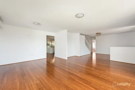 Property photo of 5 Conifer Street Carindale QLD 4152