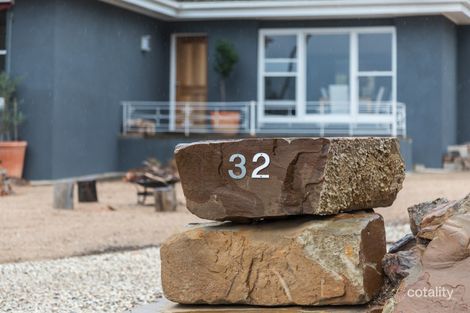 32 Five Gums Lane, Heathcote, VIC 3523