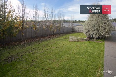 Property photo of 4 Rimfire Avenue Drouin VIC 3818