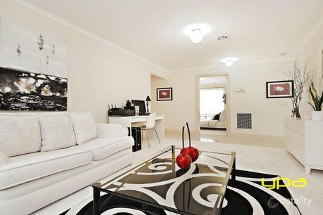Property photo of 19 Tussock Grove Cairnlea VIC 3023