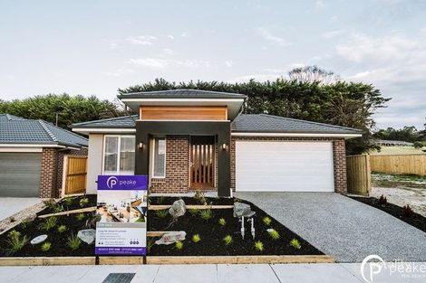 10 Lyntonlee Ave, Officer, VIC 3809