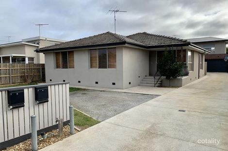 Property photo of 1/28 Willana Avenue Hamlyn Heights VIC 3215