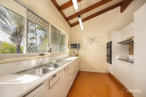 Property photo of 15 Poinciana Boulevard Broadbeach Waters QLD 4218