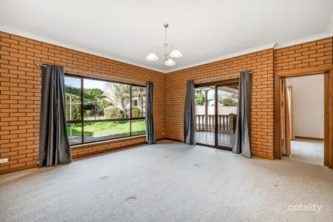 Property photo of 4 Hereford Avenue Trinity Gardens SA 5068