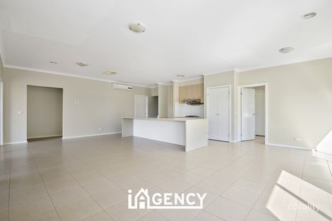 Property photo of 23 Flametree Circuit Cranbourne VIC 3977
