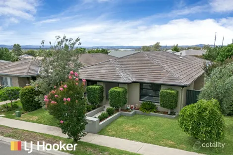 25 Boulevard Pl, Hillvue, NSW 2340