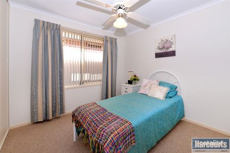 Property photo of 16 Stonework Circuit Sheidow Park SA 5158