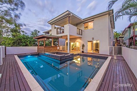 19 Garden St, Greenslopes, QLD 4120