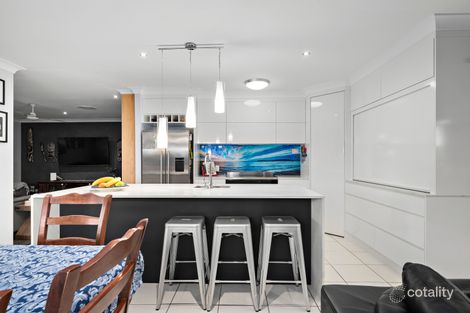 Property photo of 1 Kempsey Close Fitzgibbon QLD 4018