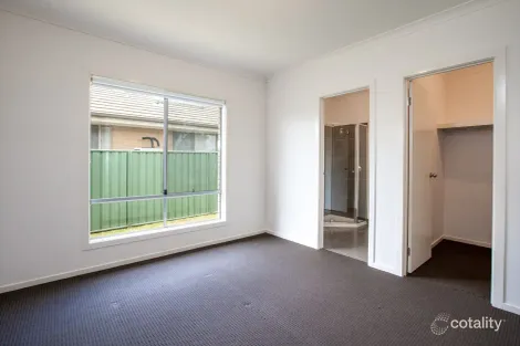 Property photo of 23 Inwood Crescent Wodonga VIC 3690