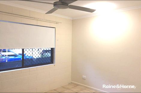 19 Palm St, Cooya Beach, QLD 4873