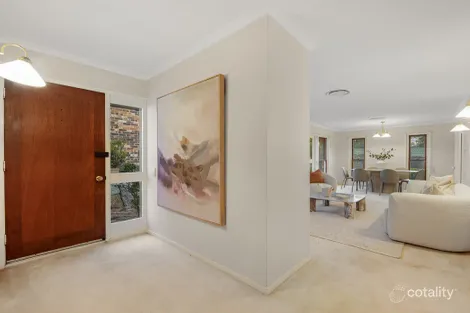 Property photo of 2 Archer Court Mount Ommaney QLD 4074