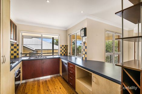Property photo of 2/18 Ross Street Mount Lofty QLD 4350