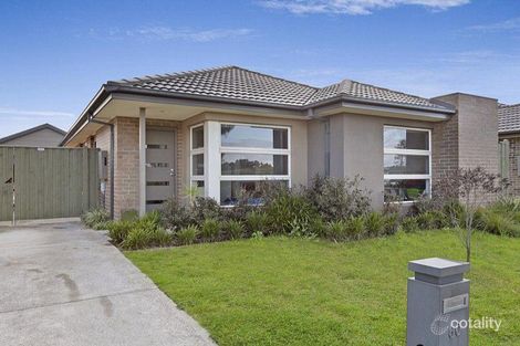 Property photo of 60 Aleppo Place Cranbourne VIC 3977