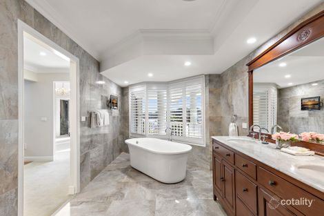 Property photo of 5722 Observation Crescent Hope Island QLD 4212