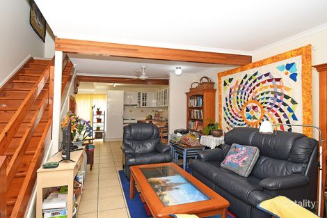 Property photo of 2/6-8 Beach Road Pialba QLD 4655