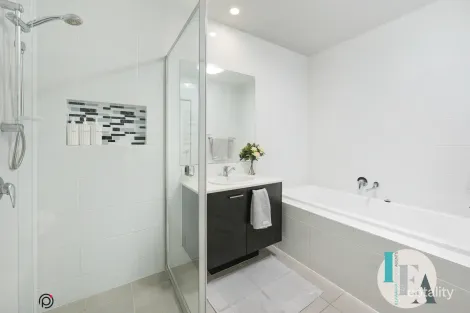 Property photo of 45 Farmgate Crescent Calderwood NSW 2527