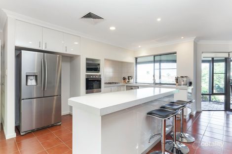 Property photo of 33 Bayport Circuit Mindarie WA 6030