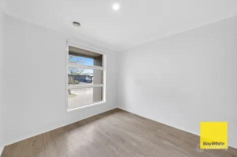 Property photo of 14 Skipper Road Tarneit VIC 3029