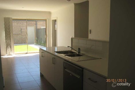 Property photo of 42 Etheridge Lane Craigieburn VIC 3064