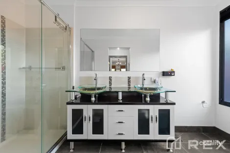 Property photo of 9 Hugden Close Lyndhurst VIC 3975