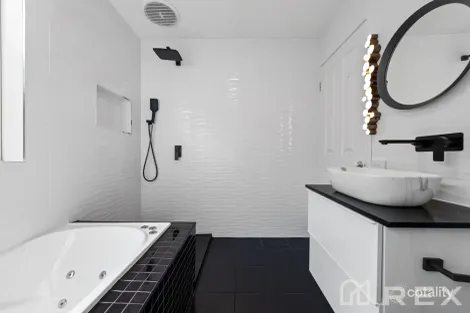 Property photo of 9 Hugden Close Lyndhurst VIC 3975