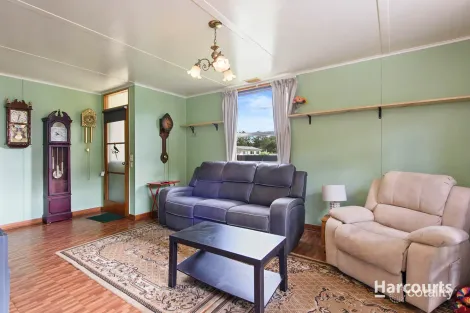 Property photo of 33 Baillieu Street Rosebery TAS 7470