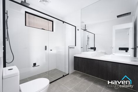 Property photo of 2 Barry Street Bentleigh VIC 3204