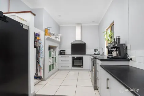 7 Bedford St, Spalding, WA 6530