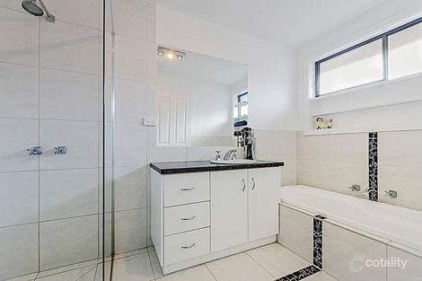 Property photo of 5 Ainslie Avenue Grovedale VIC 3216