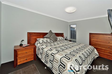 Property photo of 8 Clarendon Circuit Lakelands WA 6180