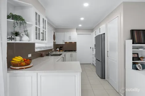 34 Macintyre Cres, Ruse, NSW 2560