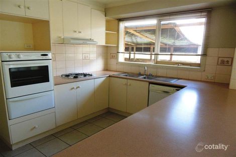 Property photo of 54 Mosman Close Wantirna South VIC 3152