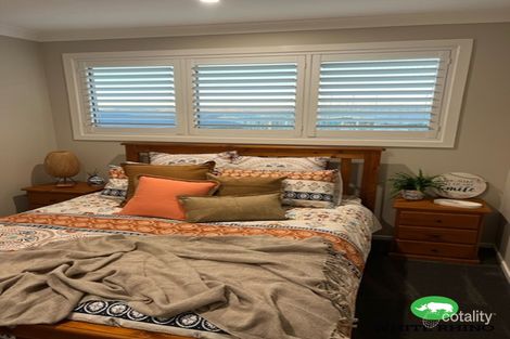 Property photo of 39 McGowan Crescent Googong NSW 2620