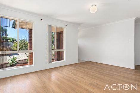 Property photo of 2/3 Friar Place Dianella WA 6059