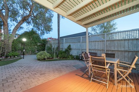 Property photo of 21 Hawthorn Avenue Caulfield North VIC 3161