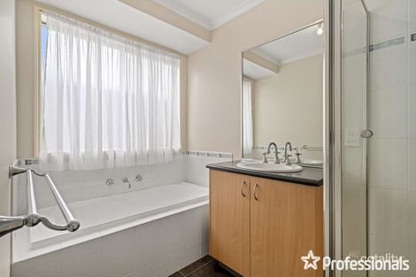 Property photo of 38 Pinoak Drive Yarra Glen VIC 3775