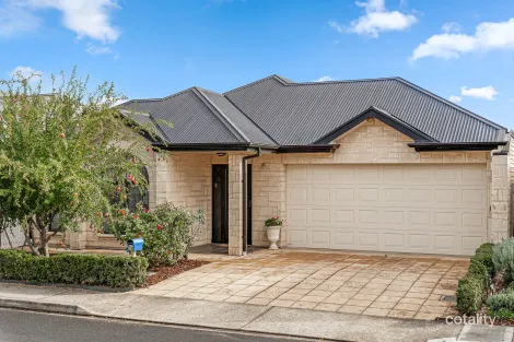 38 Malwa St, Glandore, SA 5037