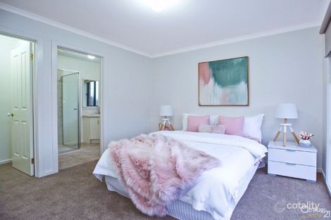 Property photo of 8 Clendon Court Carrum Downs VIC 3201