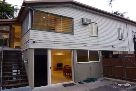 Property photo of 10 Palm Avenue Parramatta Park QLD 4870