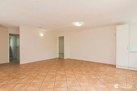 Property photo of 2/26 Labrador Street Labrador QLD 4215