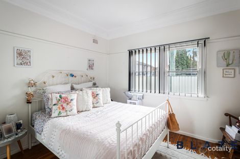 Property photo of 213 Hamilton Road Fairfield West NSW 2165