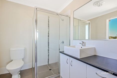 Property photo of 1/55A Haig Street Wynnum West QLD 4178